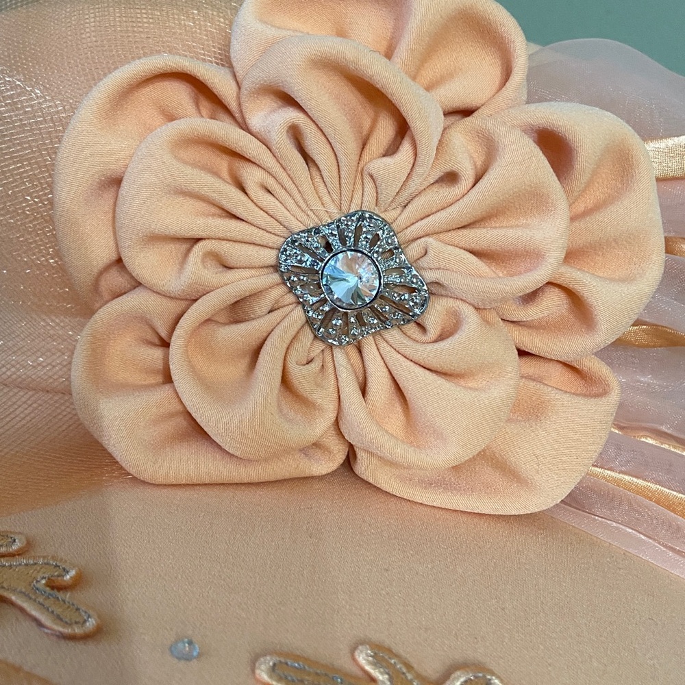 Gorgeous Church / Dress Hat by Lisa Rene’ - Picture 6 of 10